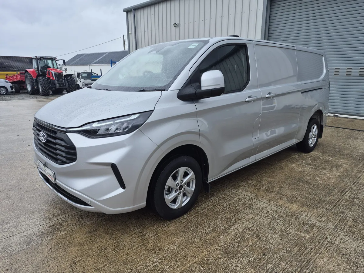 2026 FORD CUSTOM LIMITED 2.0 TDCI 140 BHP LWB - Image 3
