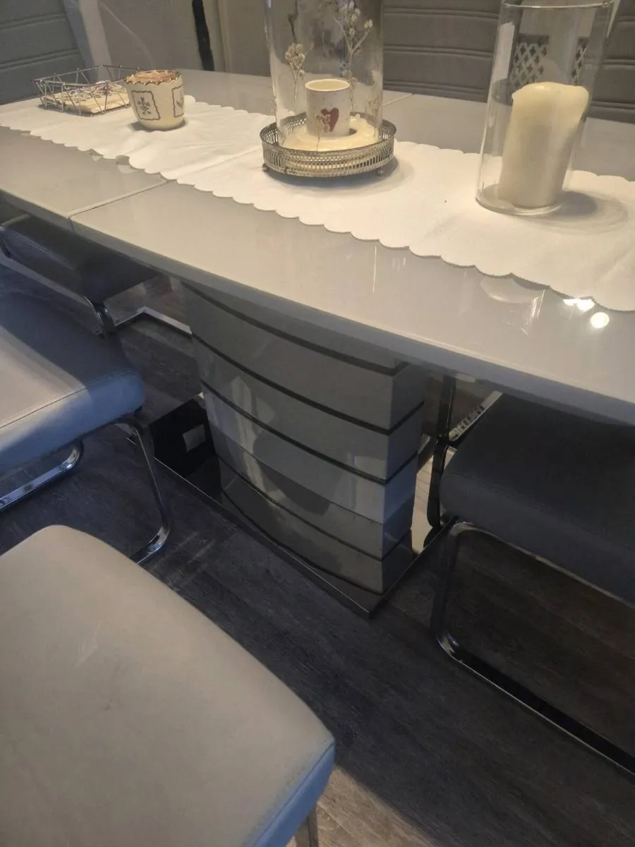 Modern High Gloss Table - Image 2