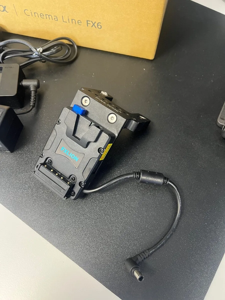 Sony FX6 4K Cinema Line ILME Camera Body - Image 4