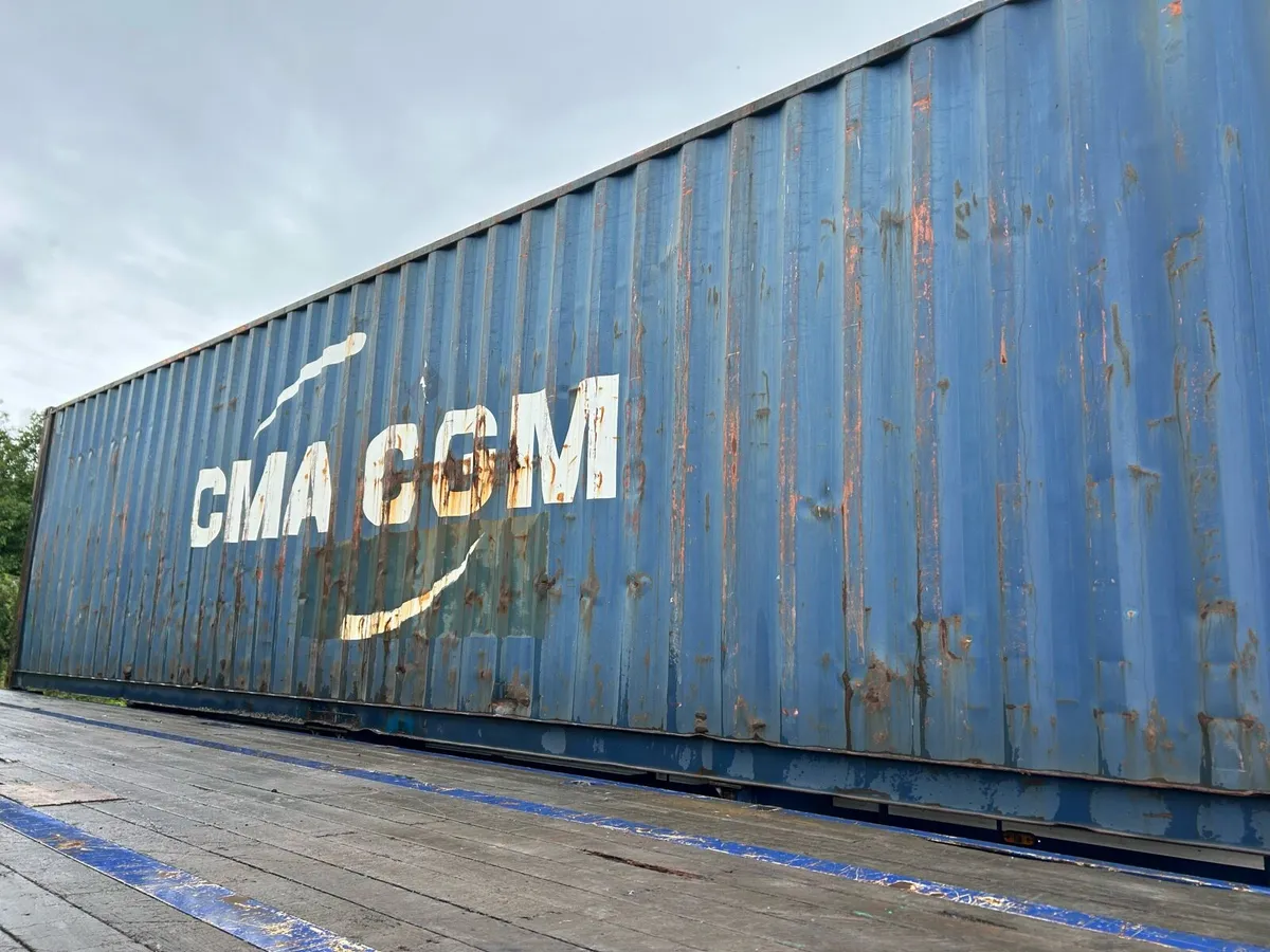Container