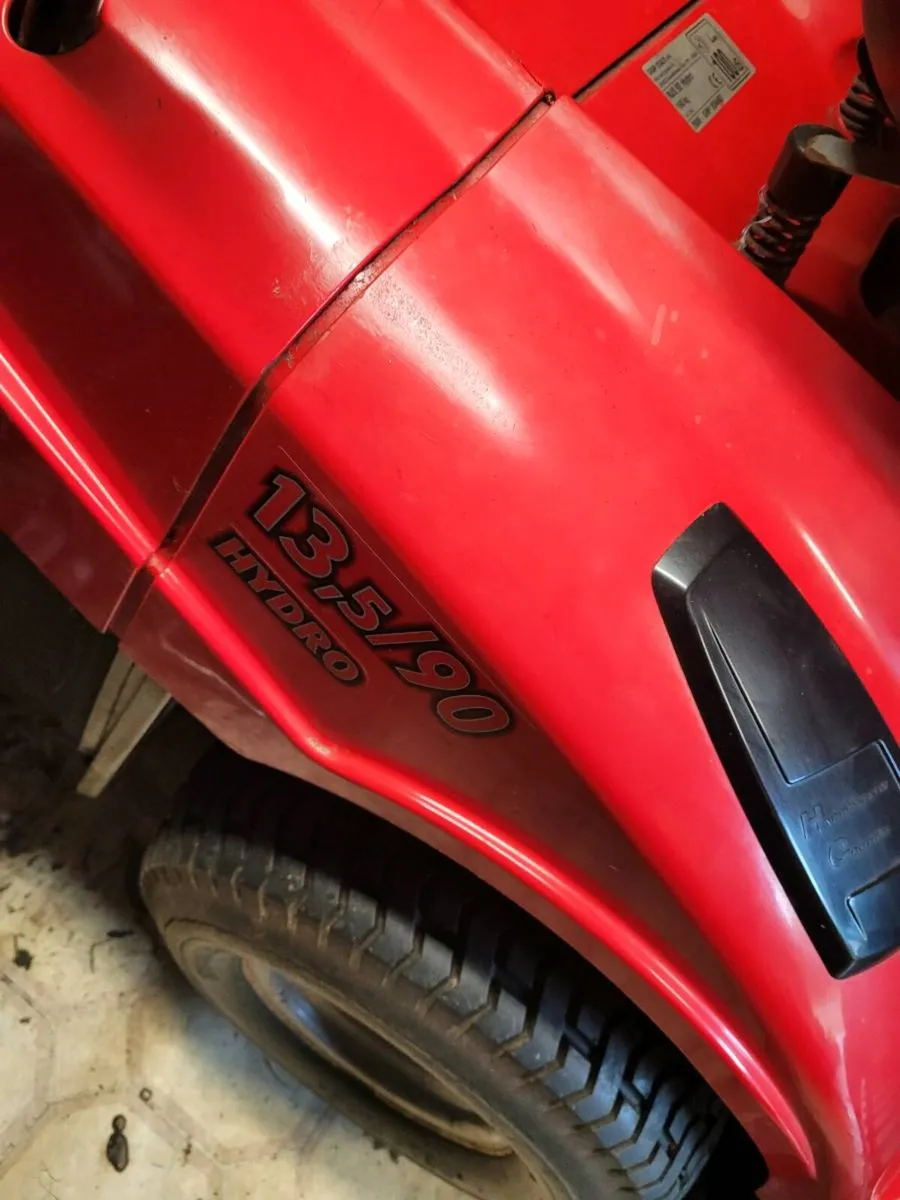 Castlegardan rideon mower - Image 2