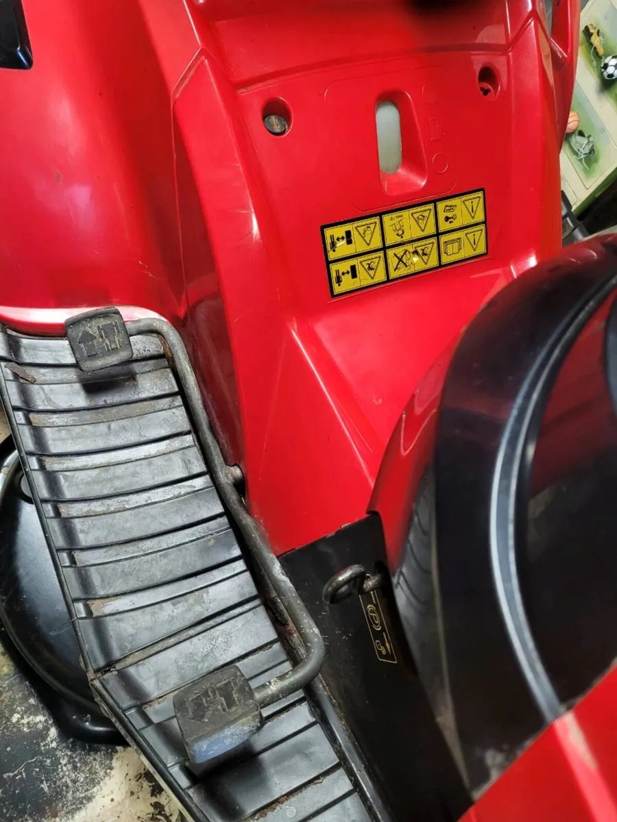 Castlegardan rideon mower - Image 3