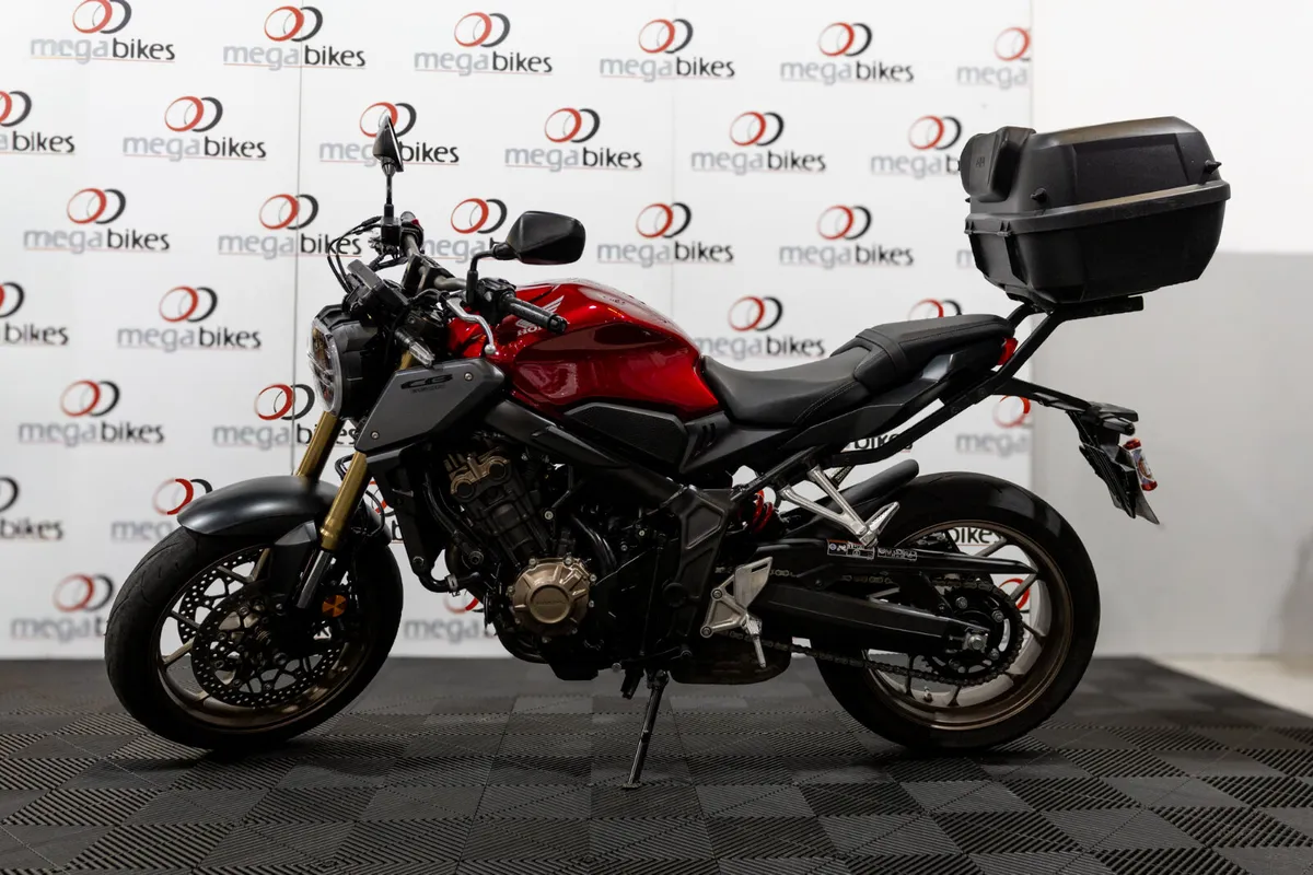 Honda CB650R 2023 - Image 2