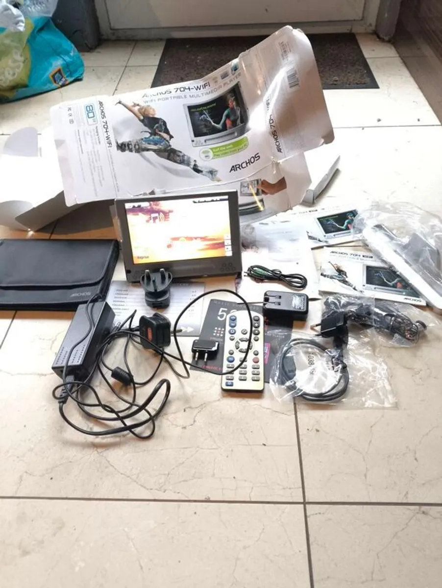 archos 704-wifi 80gb - Image 2