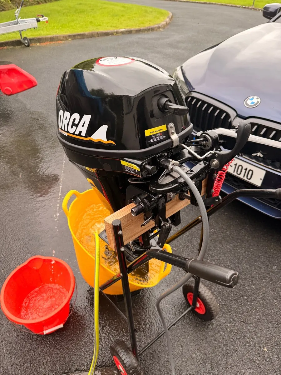 Orca 9.9 four stroke outboard, hardly used - Image 2