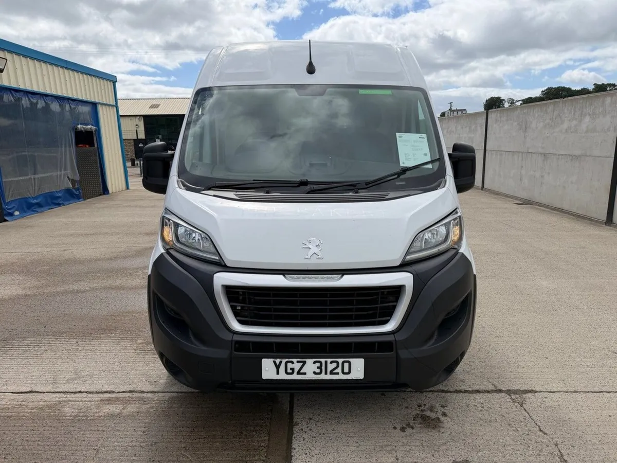 PEUGEOT BOXER 335 PROFESSIONAL L3 H2 2.2 BLUE HDI - Image 4