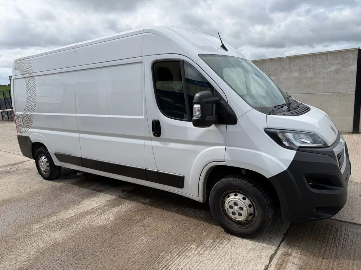 PEUGEOT BOXER 335 PROFESSIONAL L3 H2 2.2 BLUE HDI - Image 1