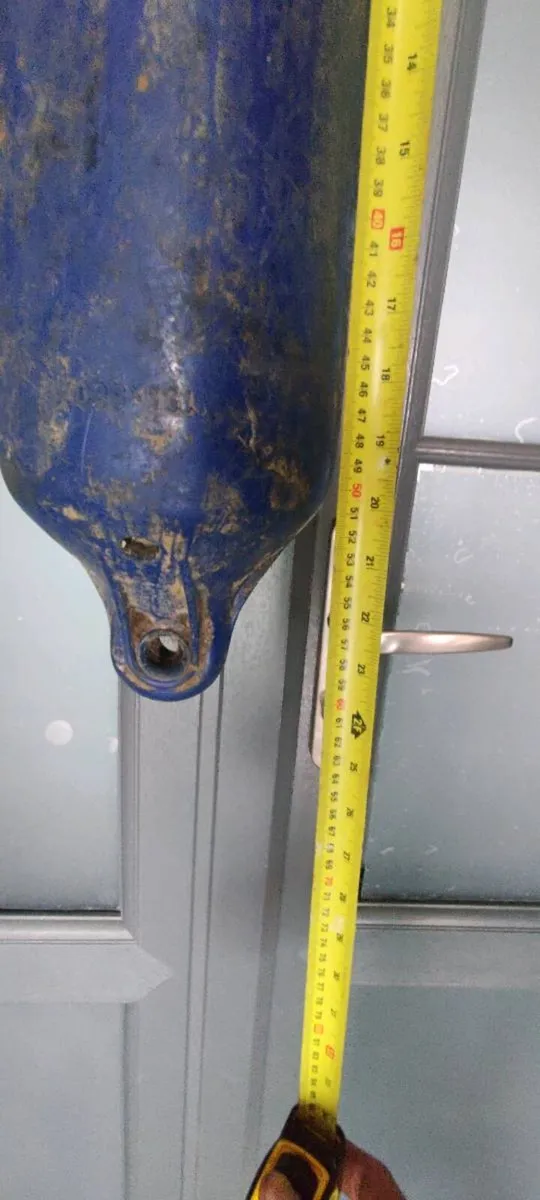 Selection of boat fenders - Image 4