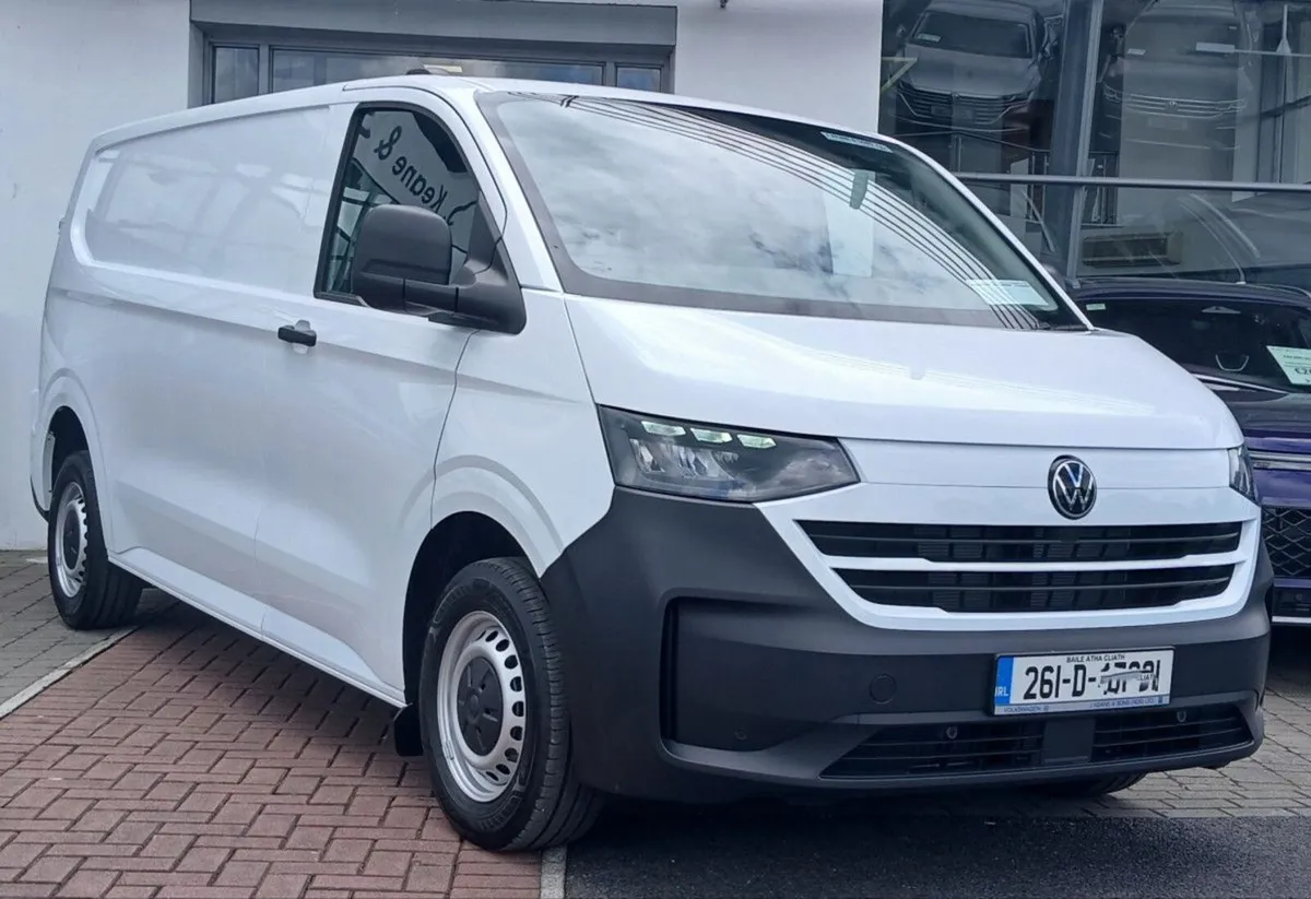 Volkswagen Transporter TRENDLINE LWB28 110BHP  M6F - Image 1