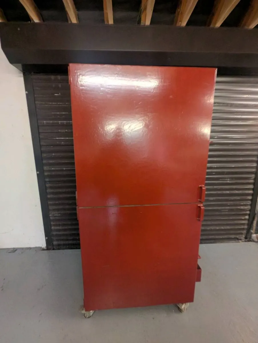 Tool Chest - Image 1