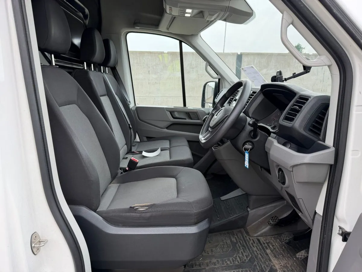 Volkswagen Crafter 2023 - Image 3
