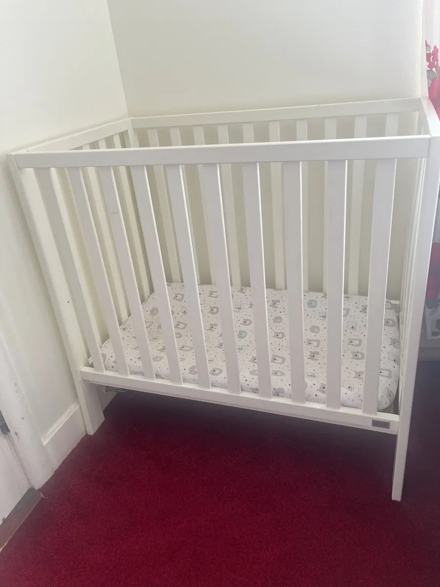 ✨ Space Saving Cot ✨ - Image 3