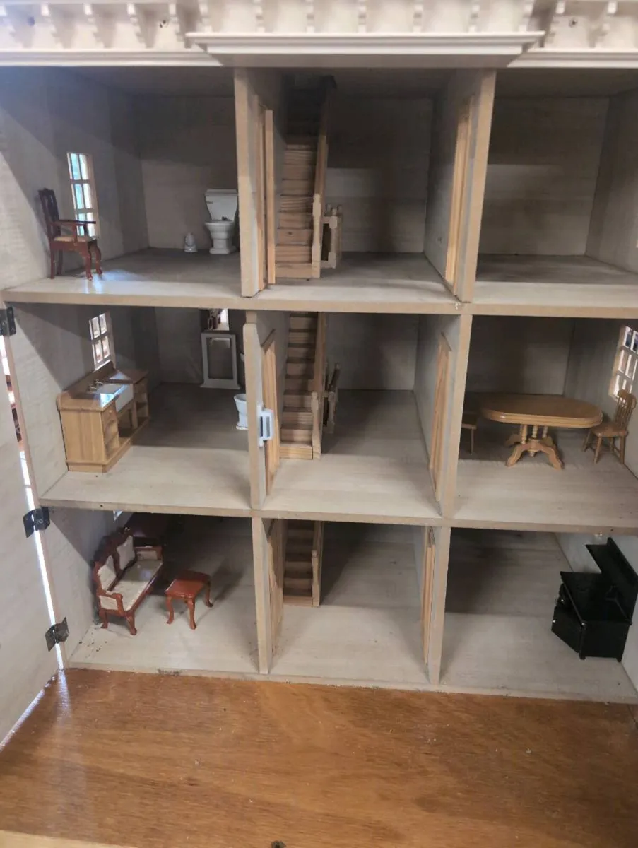 Antique Doll House - Image 2