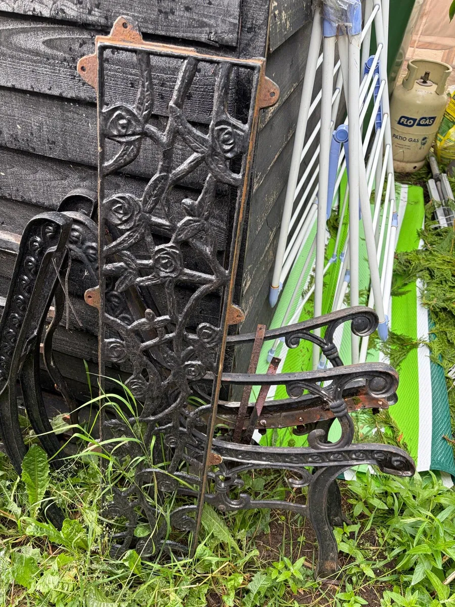 cast iron garden bench ends and back - Image 1