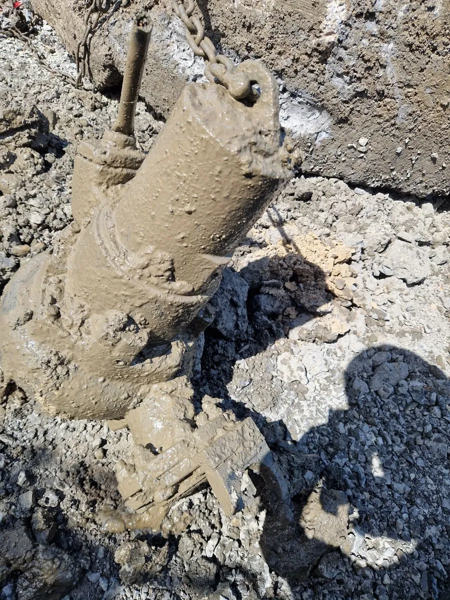 2 Pumps - Image 2