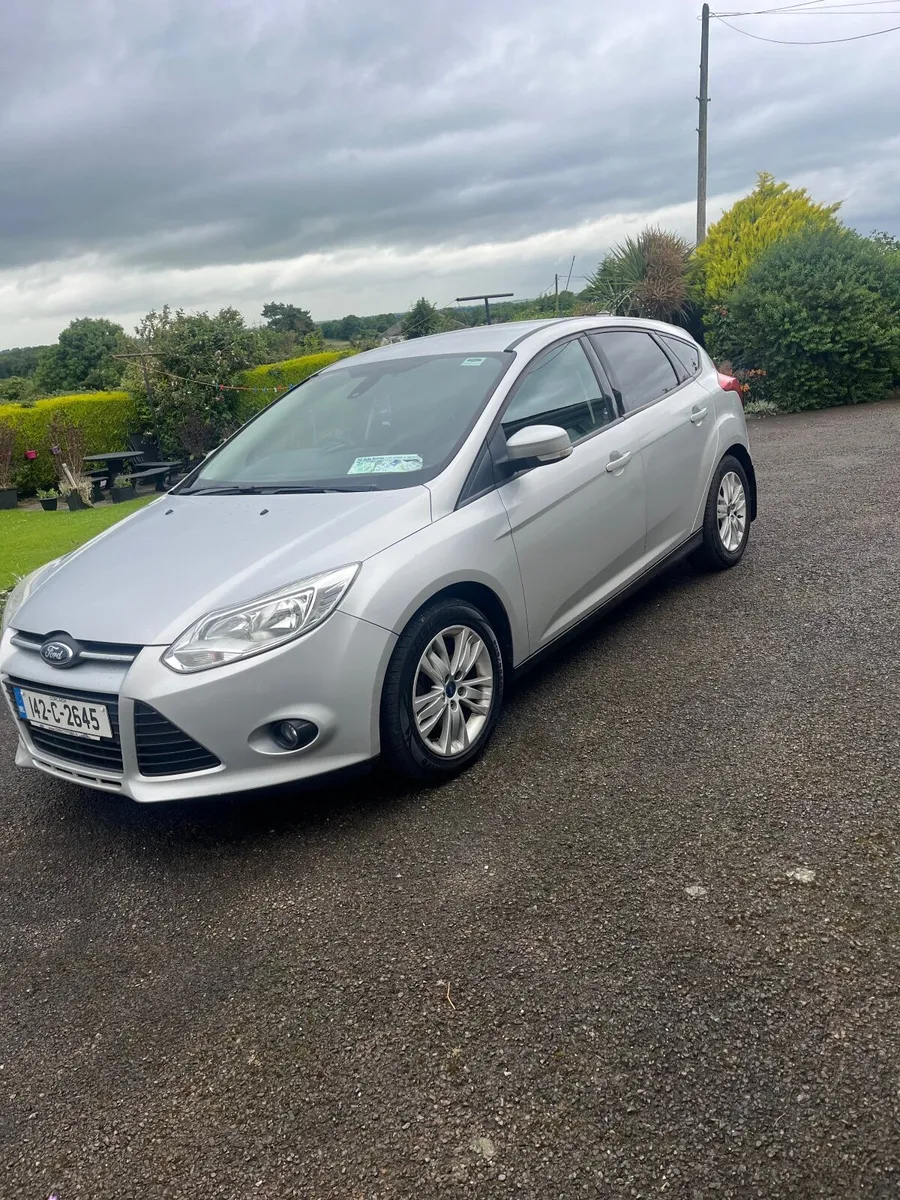 Ford Focus 2014 - Image 2