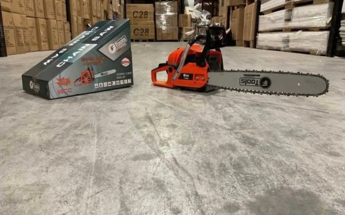BRAND NEW 55 CC CHAINSAW - Image 3
