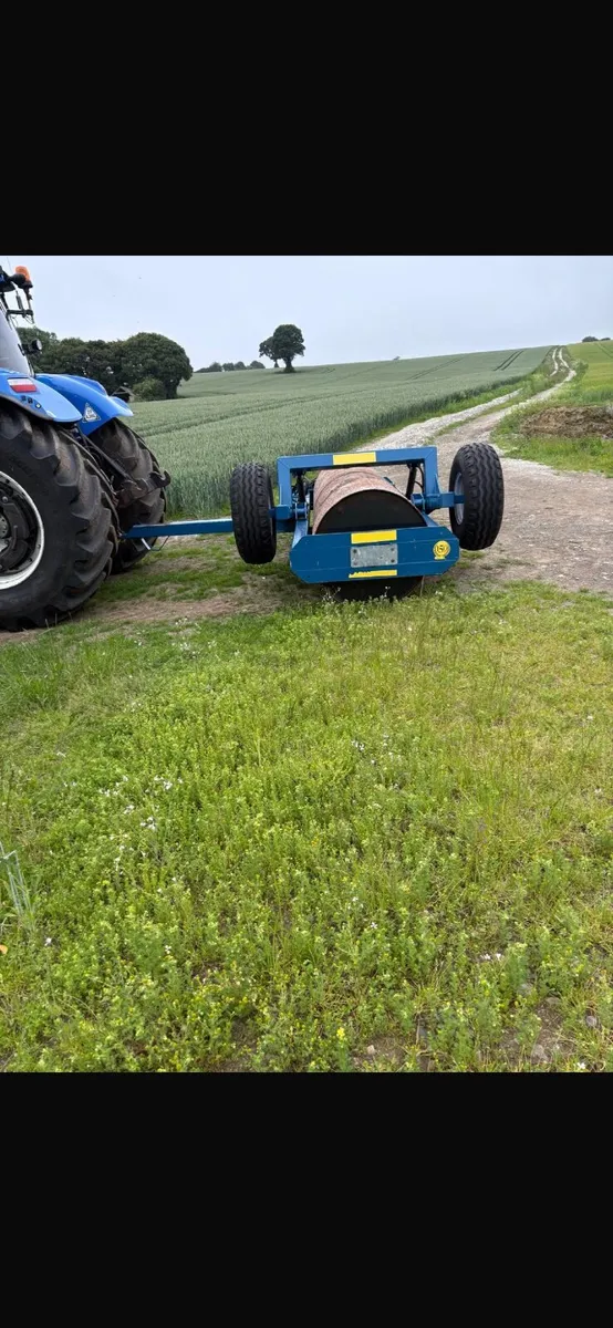 Roller - Image 3