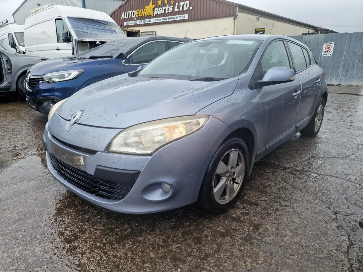 10 RENAULT MEGANE  1.5 DCI FOR BREAKING - Image 2