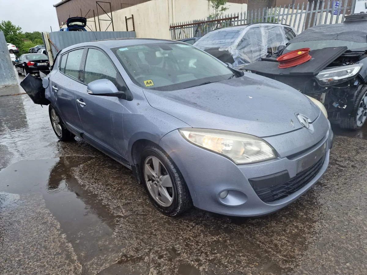 10 RENAULT MEGANE  1.5 DCI FOR BREAKING - Image 1