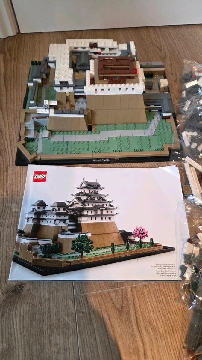 Lego Himeji Castle - Image 1
