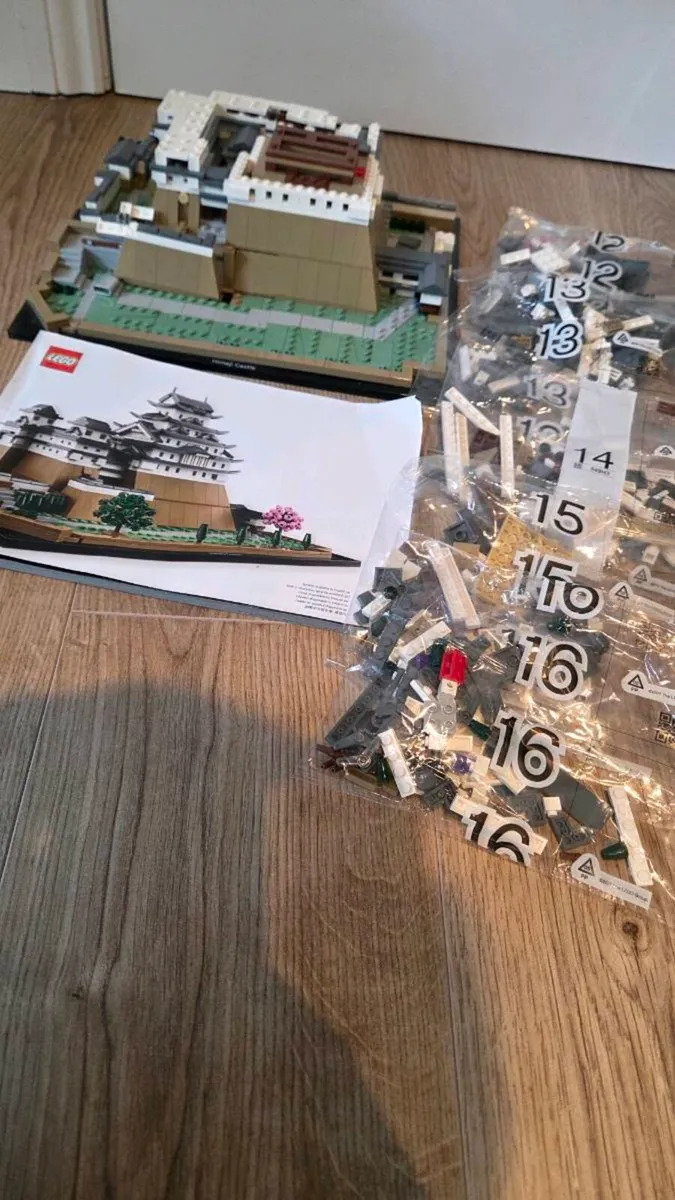 Lego Himeji Castle - Image 3