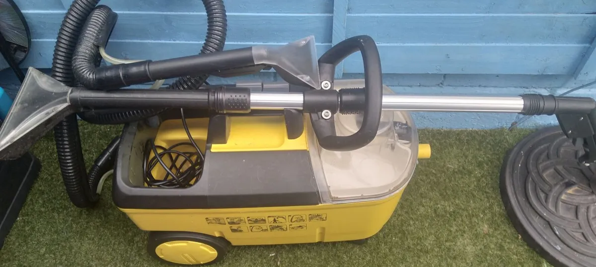 Puzzi 100 Karcher Carpet washer - Image 3