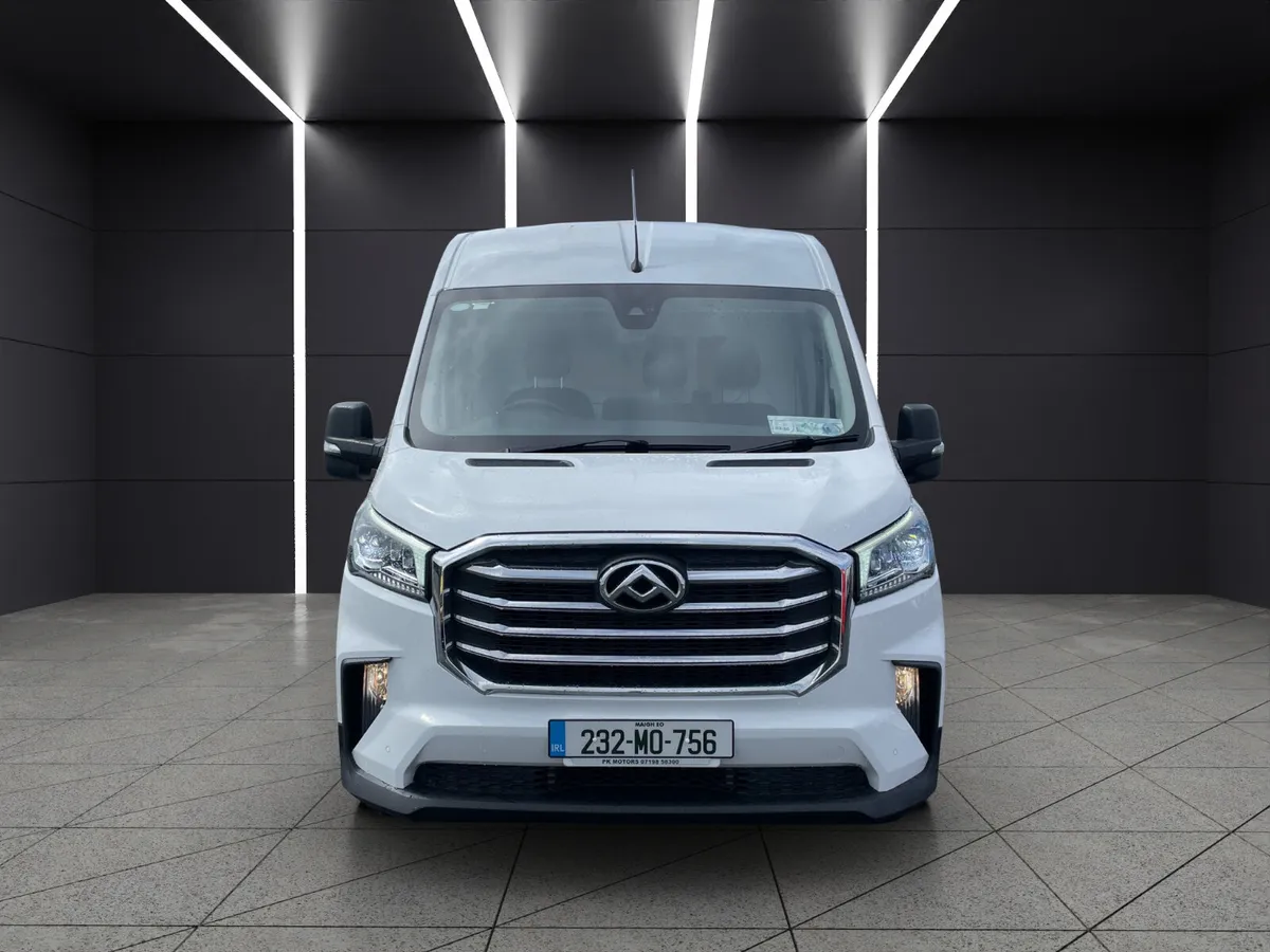 Maxus DELIVER 9 2023 FWD LUX Model - Image 2