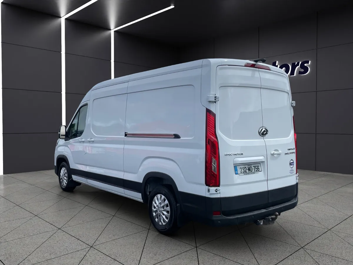 Maxus DELIVER 9 2023 FWD LUX Model - Image 4