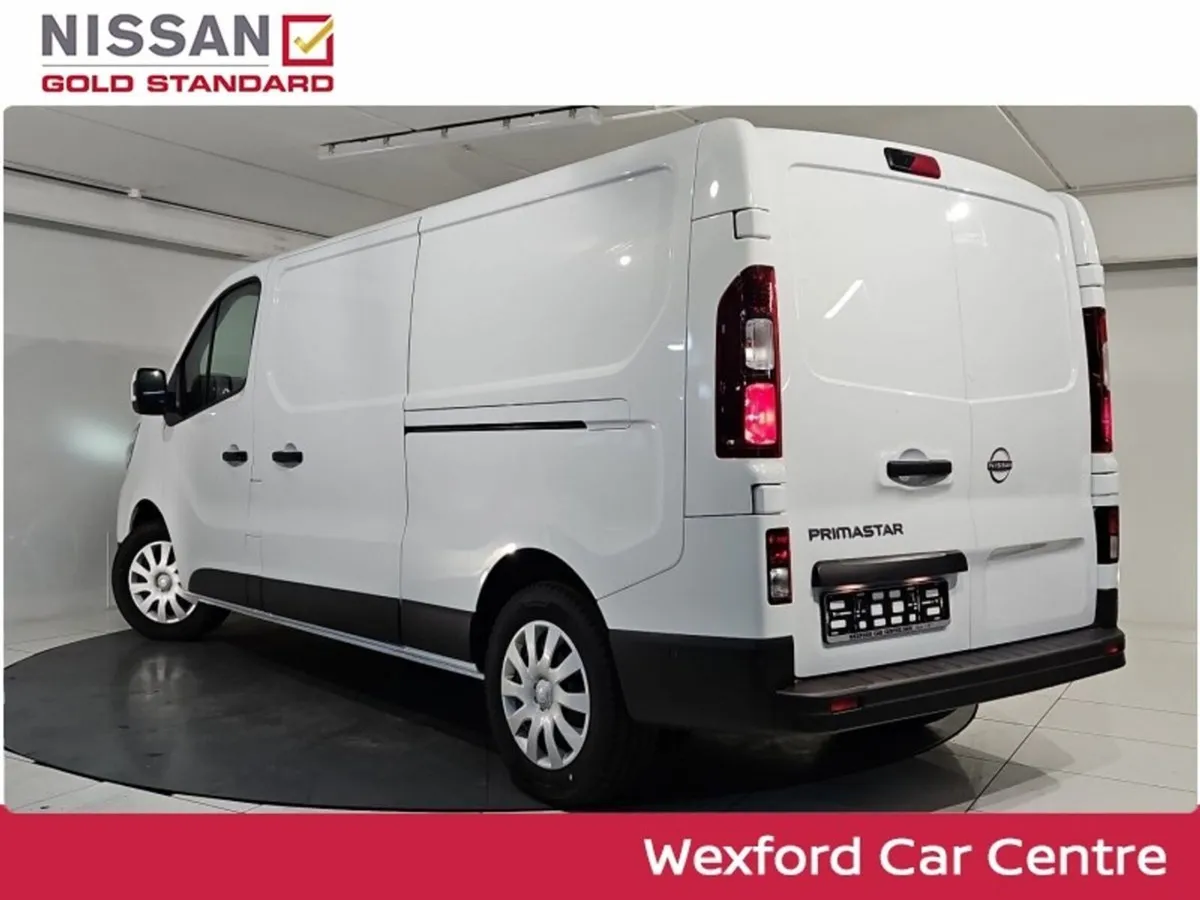 Nissan Primastar 150hp SV Premium  €32,798+ VAT) - Image 4