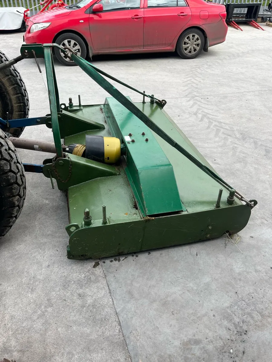Major Finishing Mower - Image 1