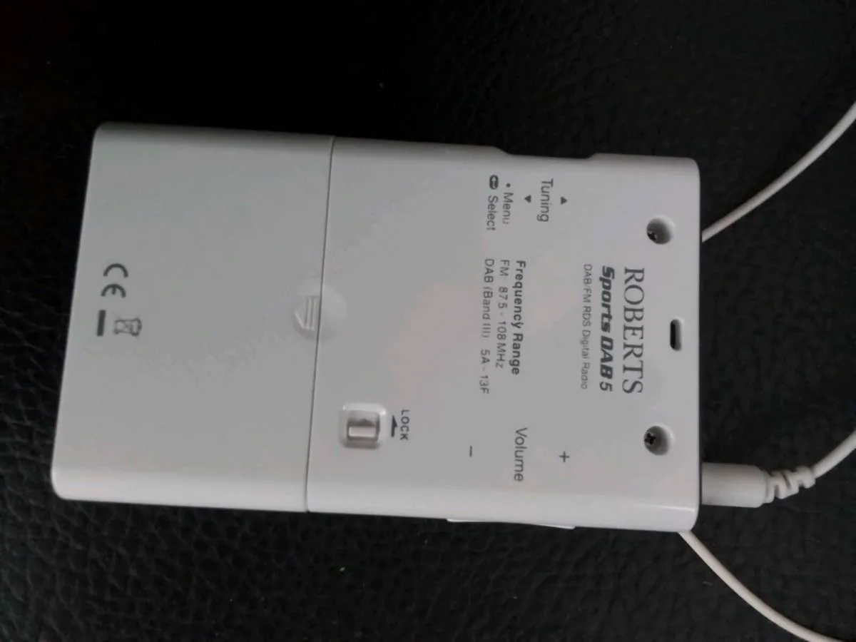 Roberts sports dab radio - Image 2
