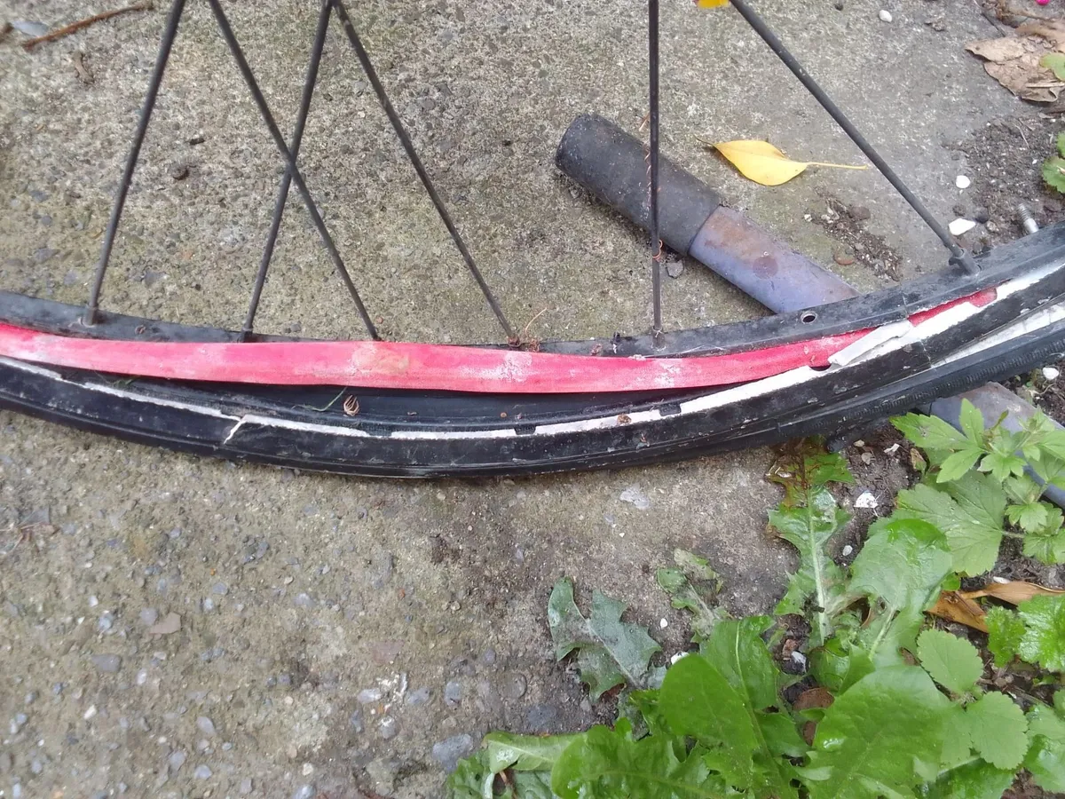kuma   bike  for sale for repair - Image 4