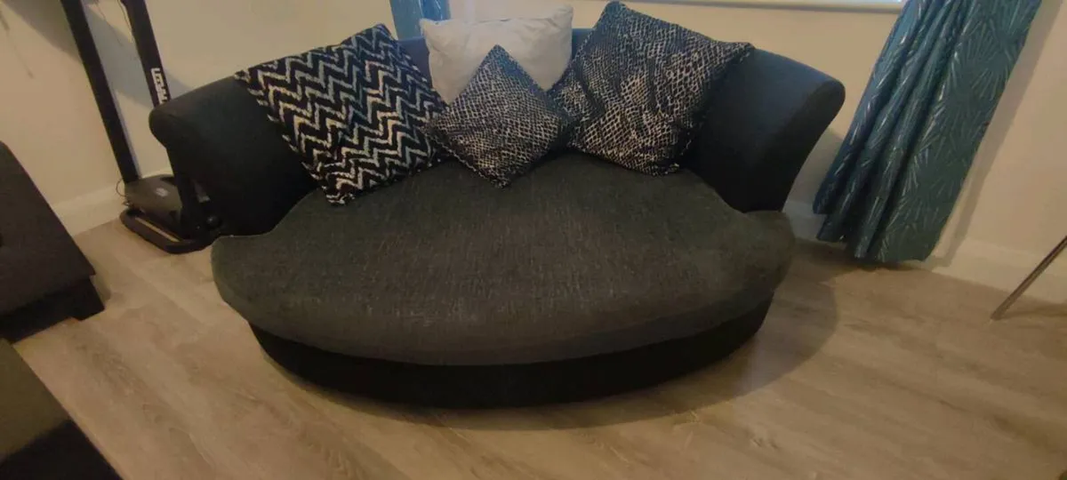 Sofa - Image 2