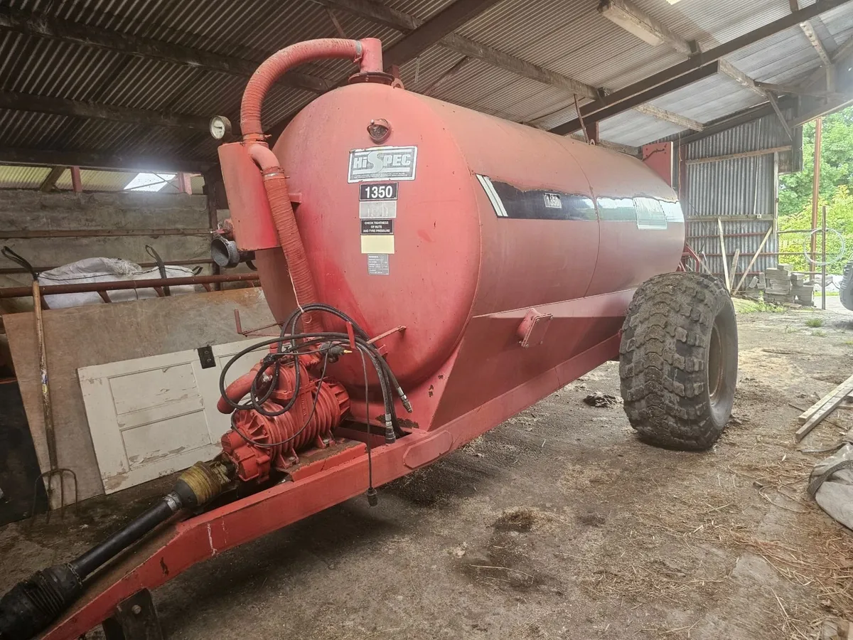 Slurry tanker - Image 1