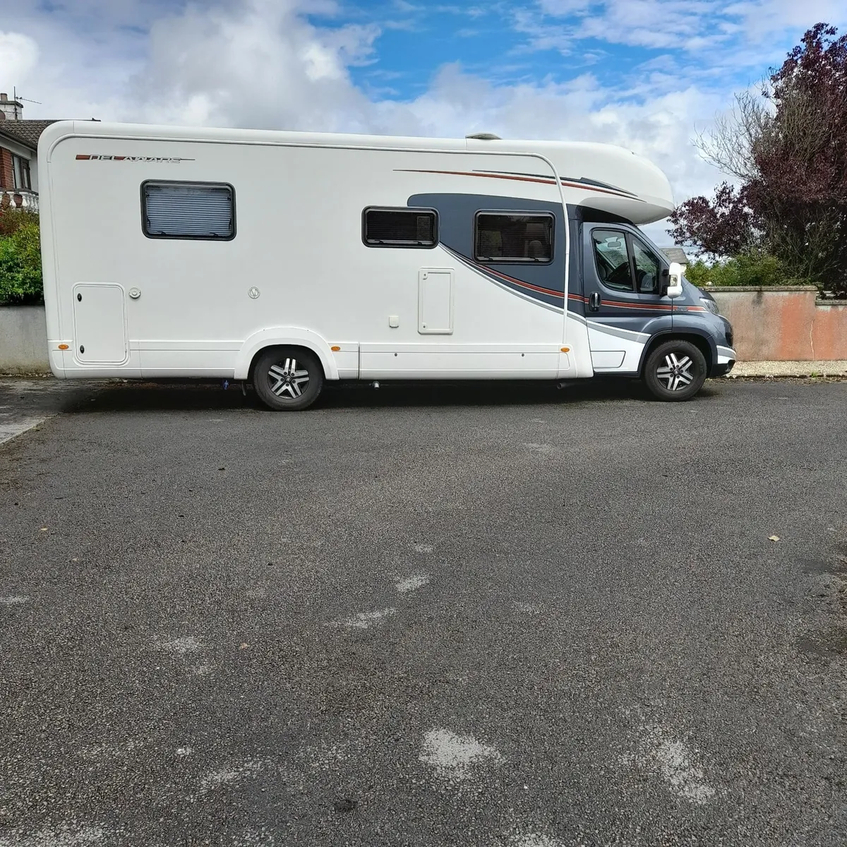 2015 Autotrail Islandbed C1 Licence required - Image 1