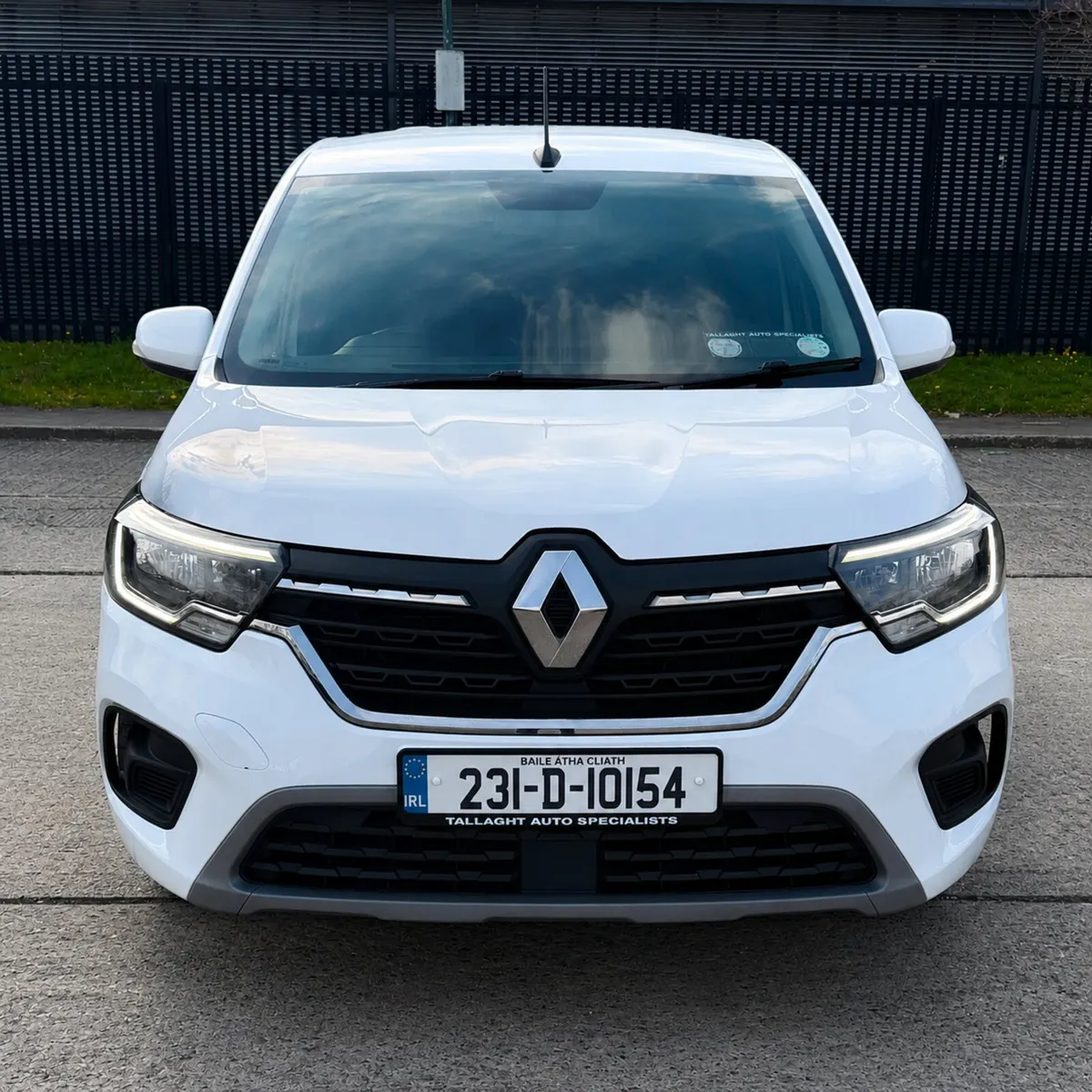 2023 Renault Kangoo High Spec - Image 2