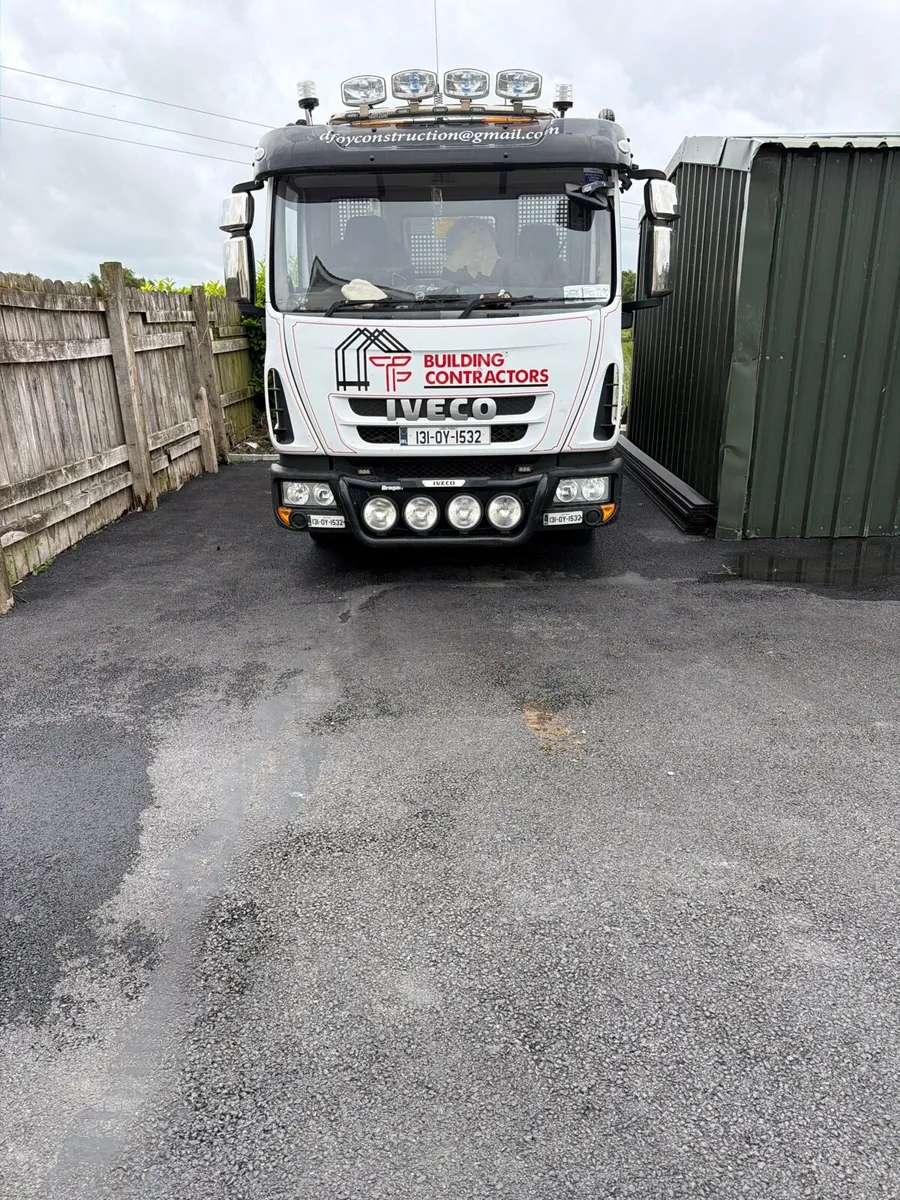 131 Iveco 75E 17 Euro cargo tipper - Image 1