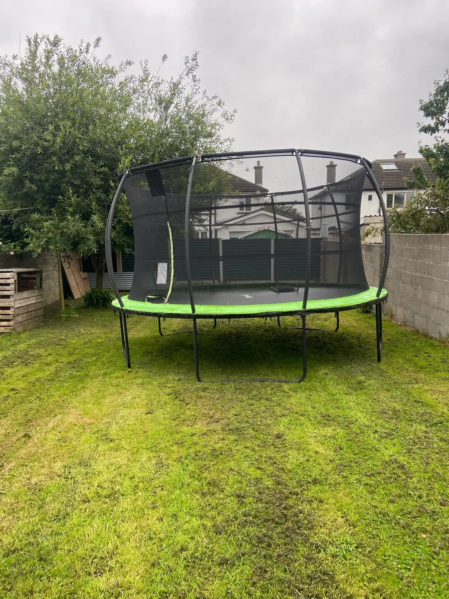 14 ft Trampoline - Image 1