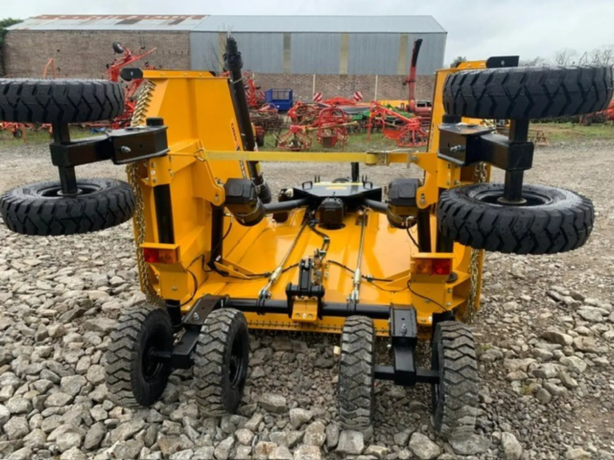 MCCONNEL TUFFCUT 480 FLEX-WING TOPPER (new) - Image 3