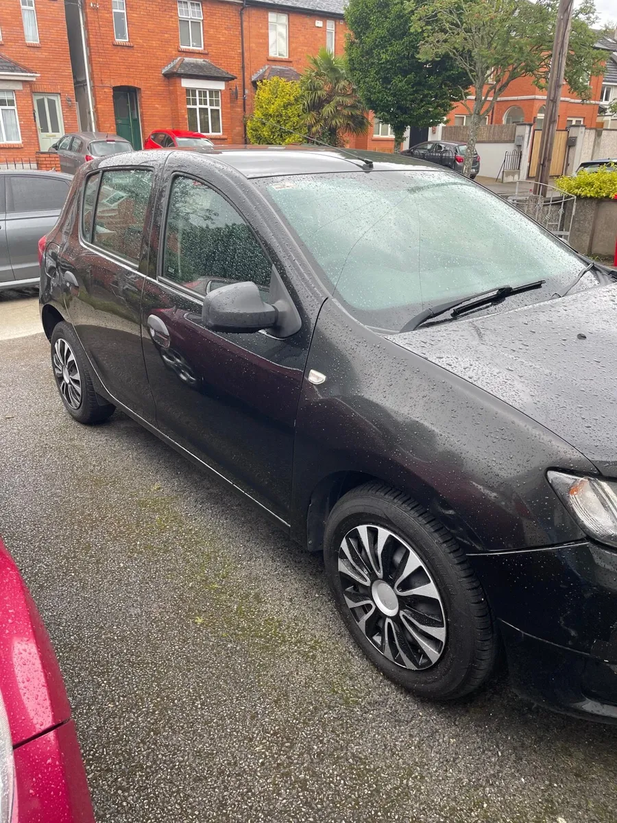 Dacia sandero - Image 1