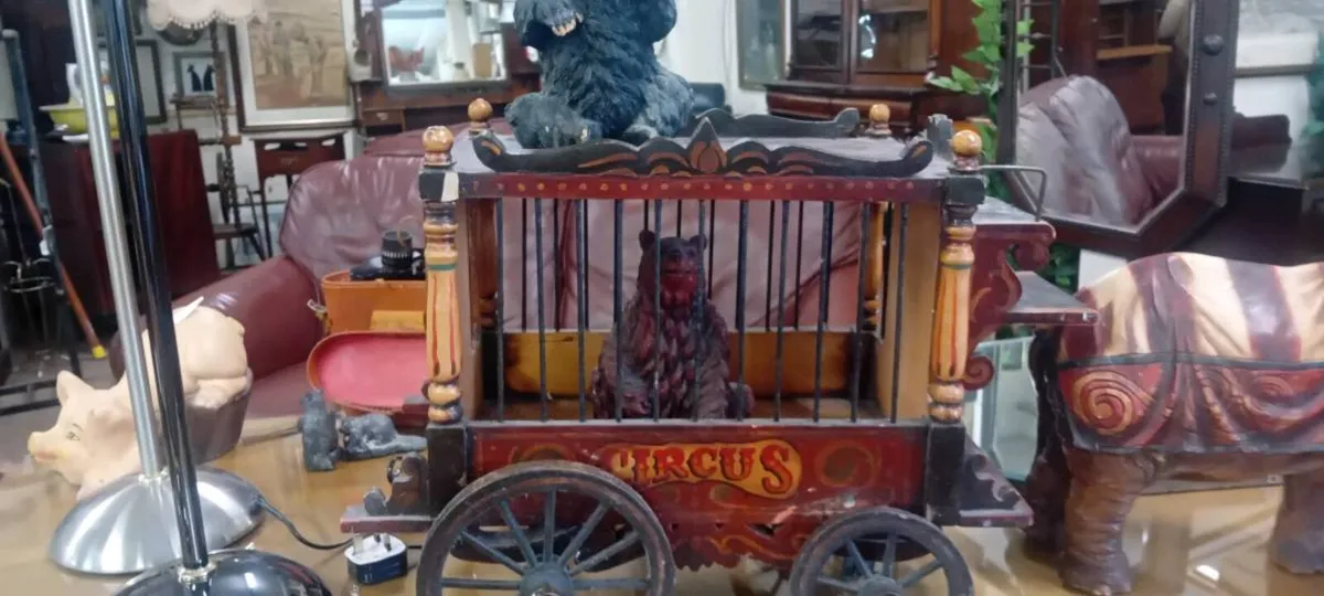 Barnham And Bailey Style Circus Model - Image 2