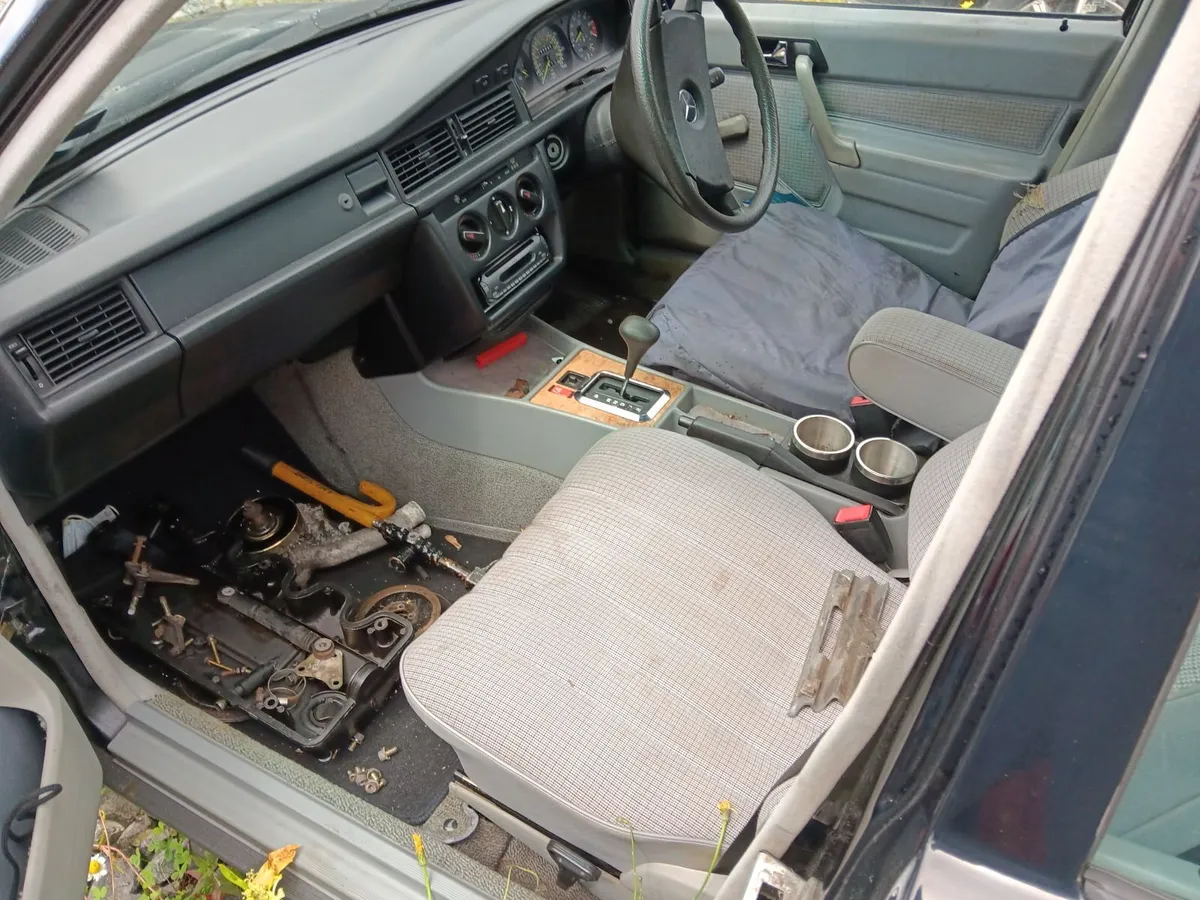 Mercedes-Benz Other 1985 - Image 4