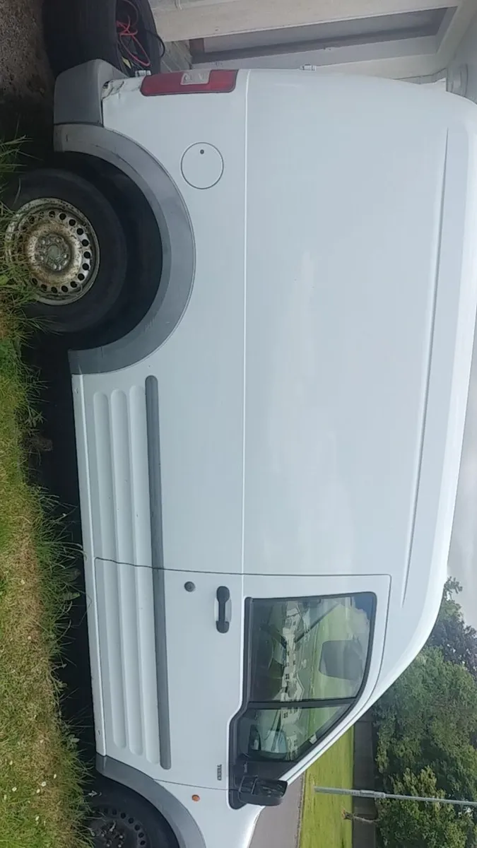 Ford Transit 2008 - Image 2