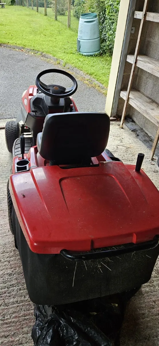 Castelgarden XDC 140 HD Ride-On Mower – Excellent - Image 3