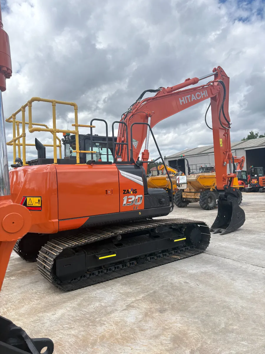 HITACHI ZX130-7 - Image 4