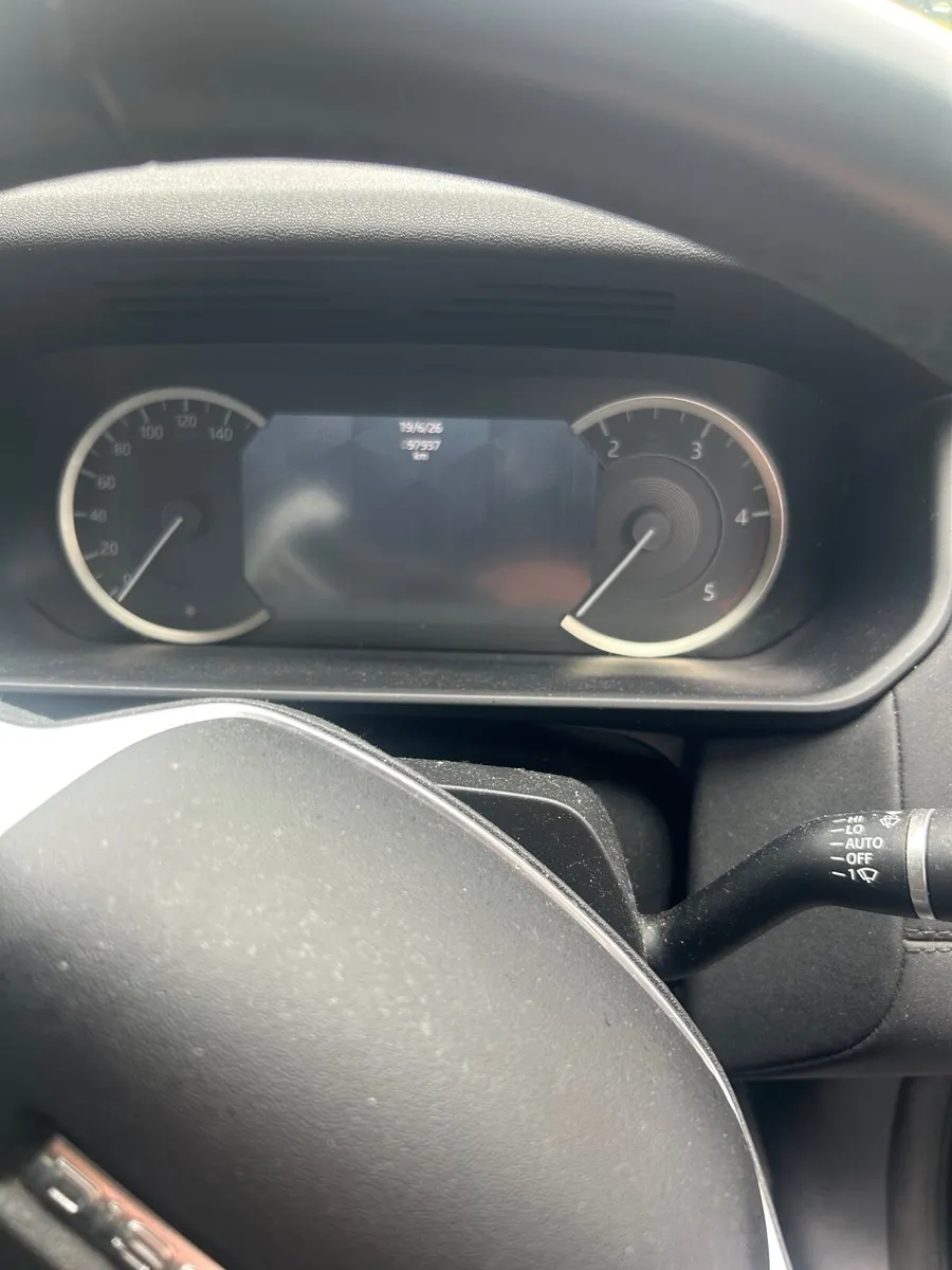 Land Rover Discovery 2022 - Image 4