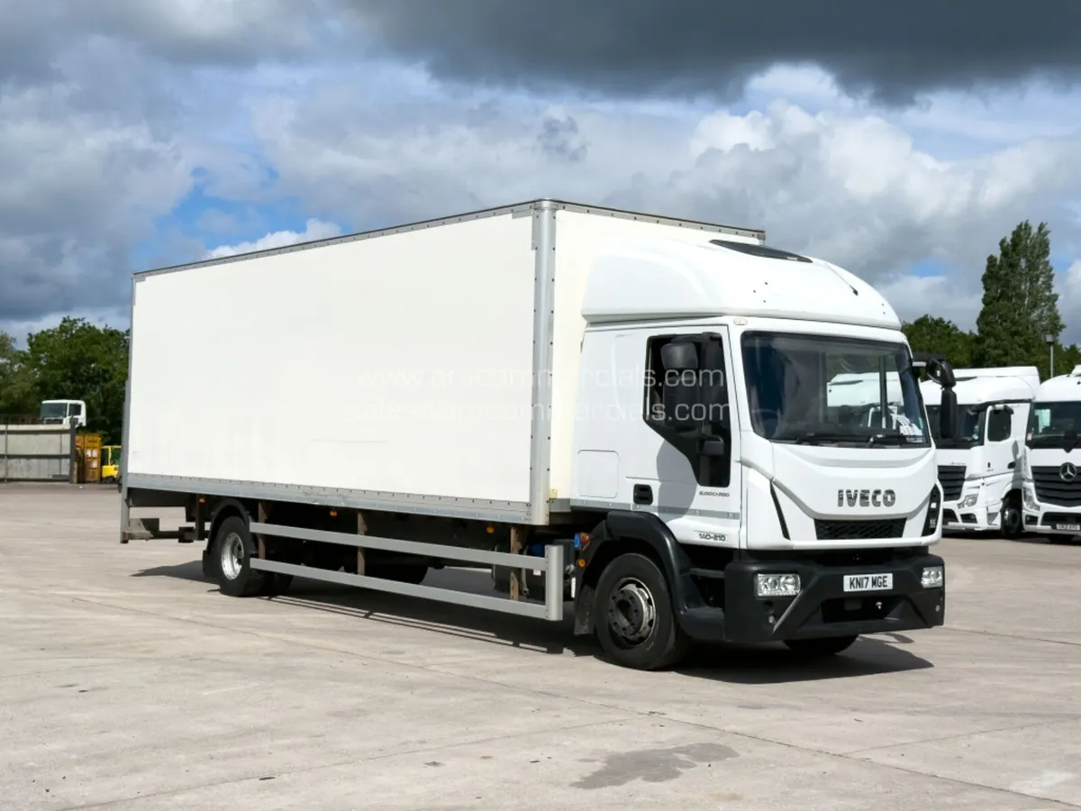 2017 IVECO EUROCARGO 140-210 BOX TRUCK - Image 1