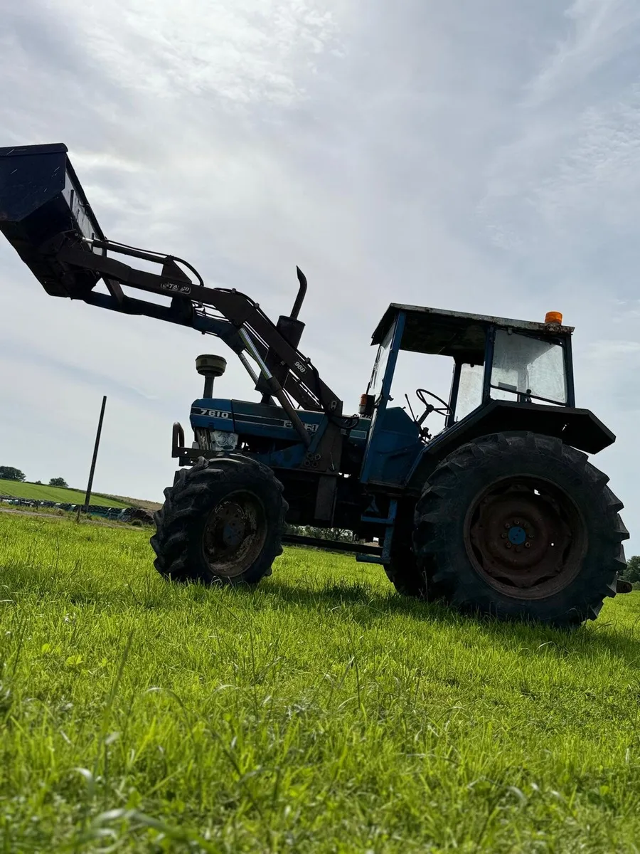 1985 Ford 7610 AP & Tanco Loader (With Bucket) - Image 4