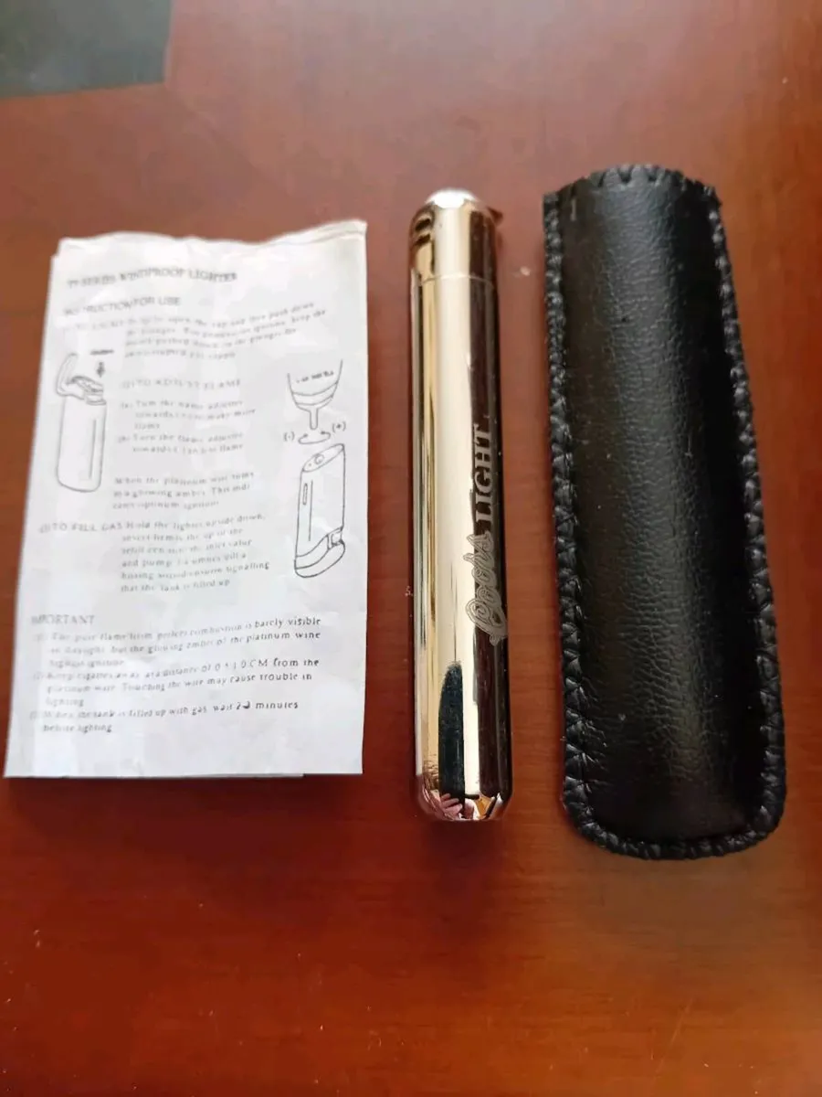 Cigarette lighter - Image 1
